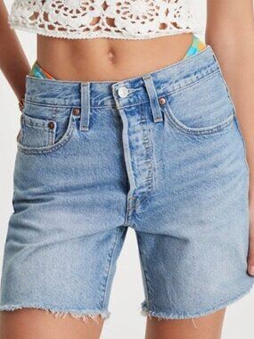 501 Mid Thigh Jean Shorts | Levi's | Sz 32